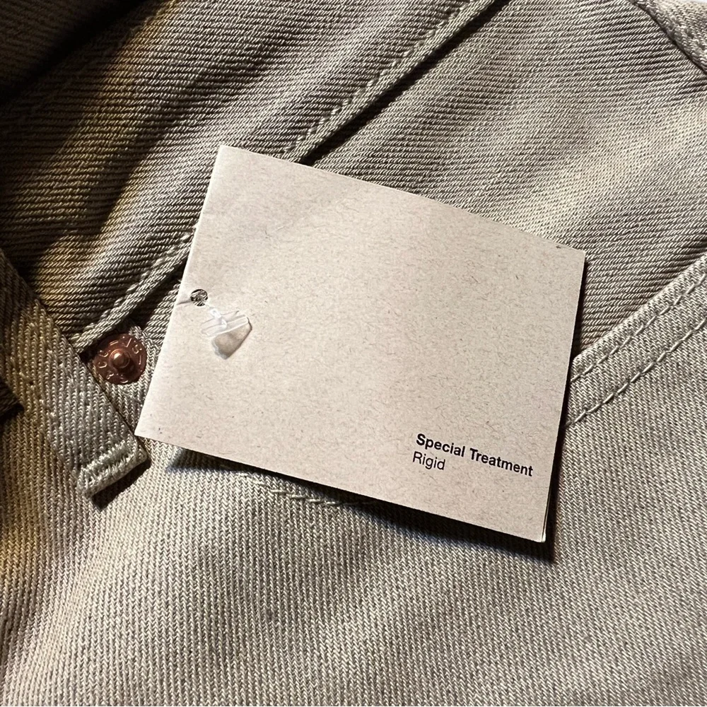 Levi’s 2014 Authentic 501 Jeans STF Button Fly Straight Leg Tan NWT - Picture 9 of 14